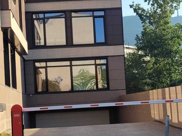 Дава се под наем Гараж / Паркомясто в София, Манастирски ливади - 16 кв.м за 100 € - Снимка #1