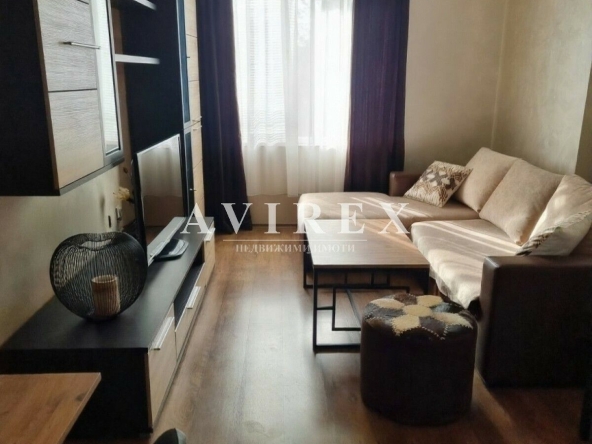 Дава се под наем Двустаен апартамент в Пловдив, Център - 70 кв.м за 459 € - Снимка #1