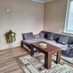 Дава се под наем Етаж от къща в с. Железница, Област София-град - 60 кв.м за 358 € - Снимка #1