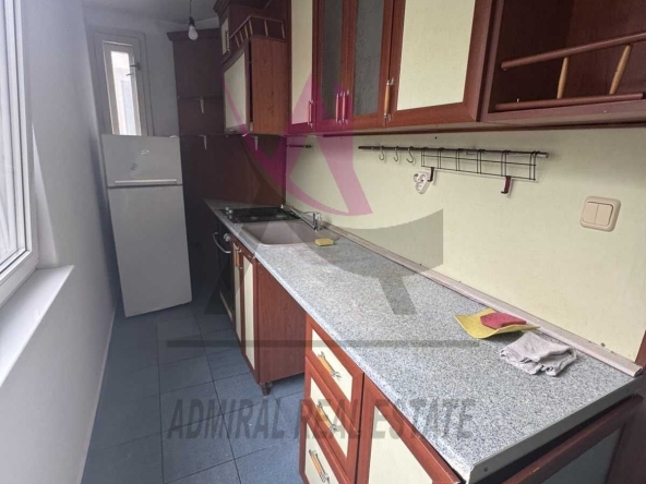 Дава се под наем Тристаен апартамент в Варна, Окръжна болница - 80 кв.м за 511 € - Снимка #1