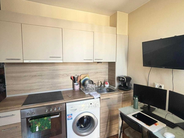 Дава се под наем Едностаен апартамент в София, Студентски град - 48 кв.м за 399 € - Снимка #1