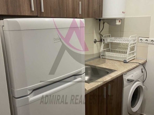 Дава се под наем Тристаен апартамент в Варна, Колхозен пазар - 72 кв.м за 490 € - Снимка #1