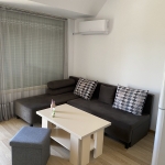 Дава се под наем Двустаен апартамент в Пловдив, Тракия - 60 кв.м за 382.5 € - Снимка #1