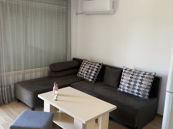 Дава се под наем Двустаен апартамент в Пловдив, Тракия - 60 кв.м за 382.5 € - Снимка #1