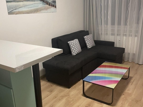 Дава се под наем Двустаен апартамент в София, Иван Вазов - 50 кв.м за 575 € - Снимка #1