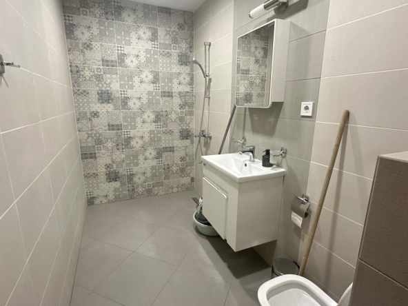 Тристаен апартамент в Пловдив, Тракия - 157 кв.м за 1529 €/кв.м - Снимка #1