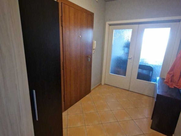 Дава се под наем Двустаен апартамент в София, Лозенец - 65 кв.м за 561 € - Снимка #1