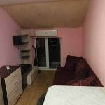 Дава се под наем Едностаен апартамент в Варна, Централна поща - 28 кв.м за 229.5 € - Снимка #1