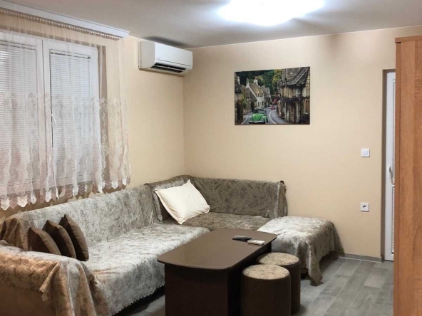 Дава се под наем Двустаен апартамент в Свиленград - 60 кв.м за 390 € - Снимка #1