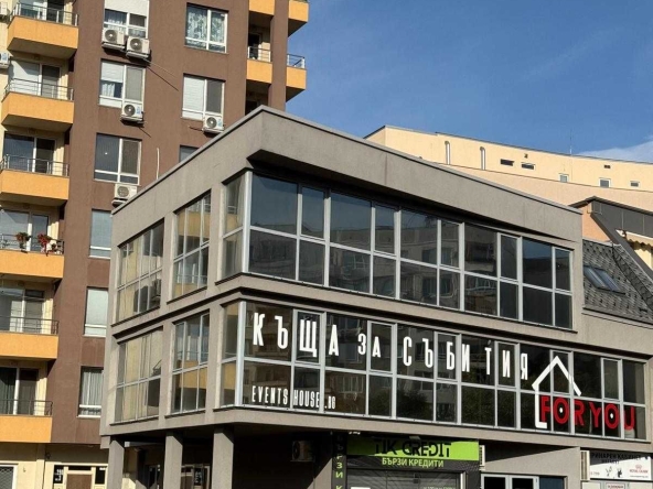 Дава се под наем Офис в София, Младост 2 - 48 кв.м за 713 € - Снимка #1