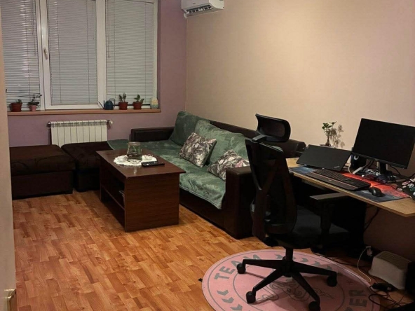 Дава се под наем Двустаен апартамент в София, Люлин 3 - 70 кв.м за 434 € - Снимка #1