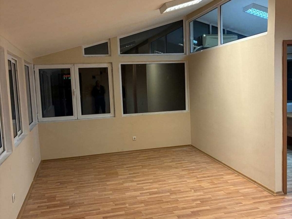 Дава се под наем Магазин в София, Градоман - 70 кв.м за 1500 € - Снимка #1