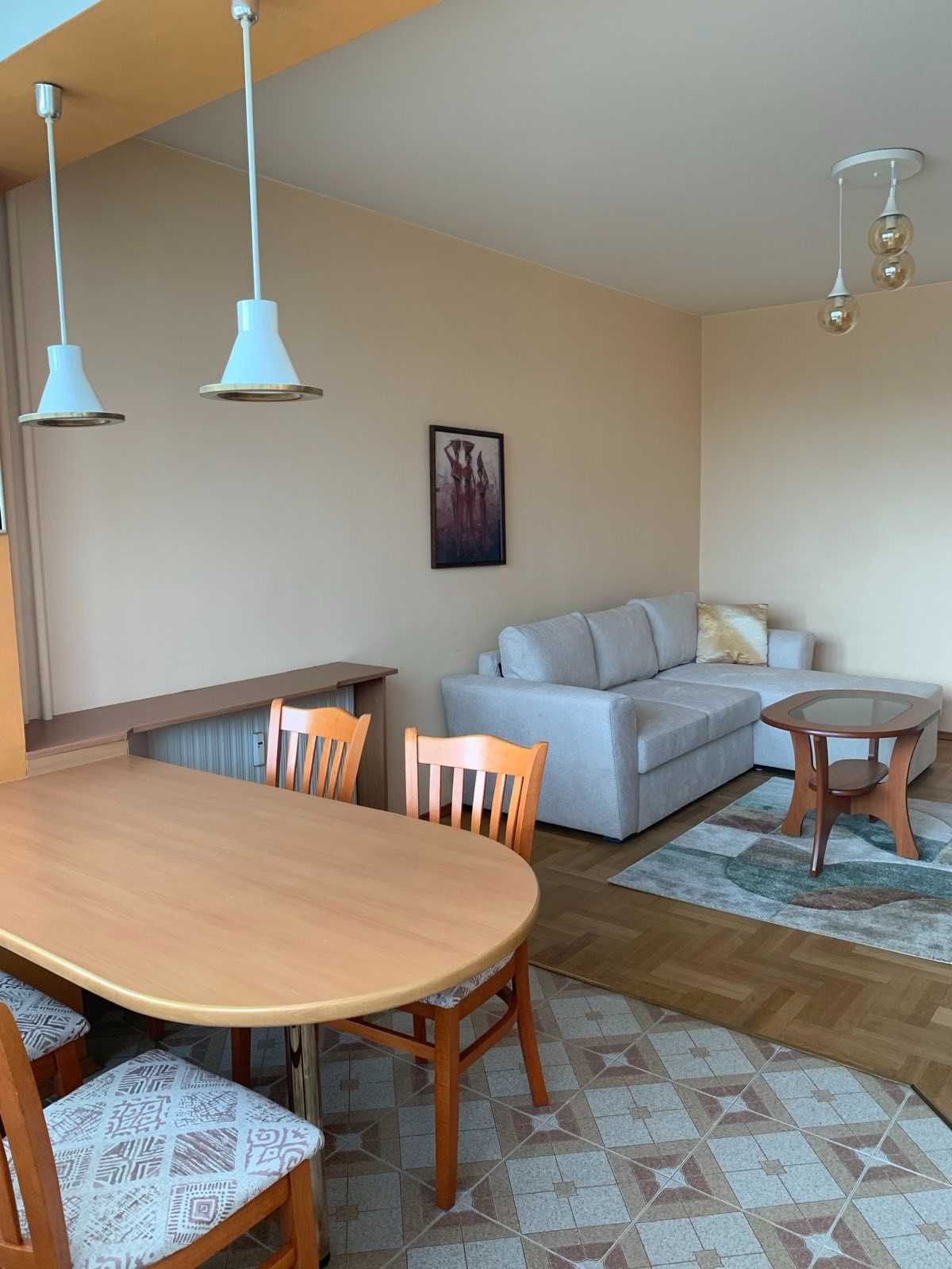 Дава се под наем Двустаен апартамент в София, Младост 4 - 65 кв.м за 510 € - Снимка #1