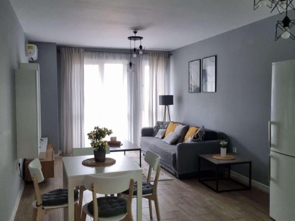 Дава се под наем Двустаен апартамент в Варна, Базар Левски - 76 кв.м за 500 € - Снимка #1