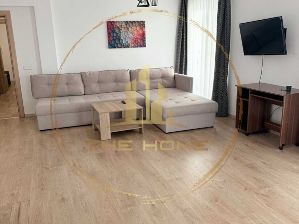 Дава се под наем Тристаен апартамент в Варна, Цветен квартал - 150 кв.м за 720 € - Снимка #1