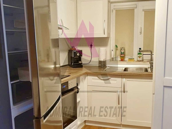 Дава се под наем Двустаен апартамент в Варна, Аспарухово - 60 кв.м за 407.49 € - Снимка #1