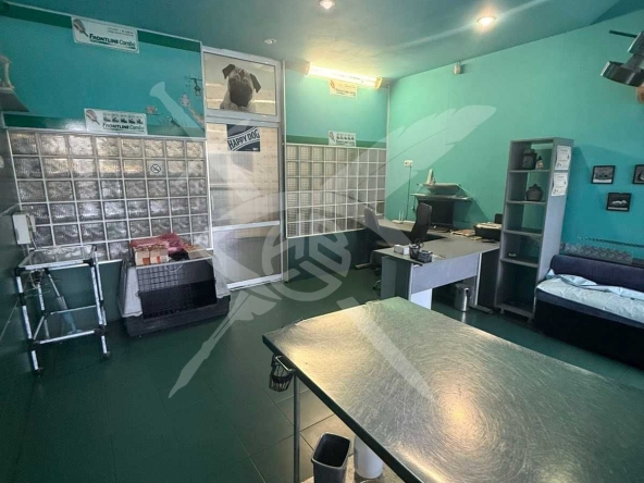 Офис в Бургас, Славейков - 50 кв.м за 806 €/кв.м - Снимка #1