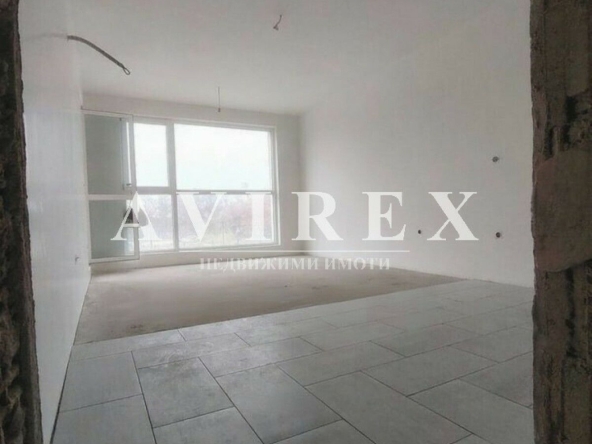 Двустаен апартамент в Пловдив, Южен - 72 кв.м за 815 €/кв.м - Снимка #1