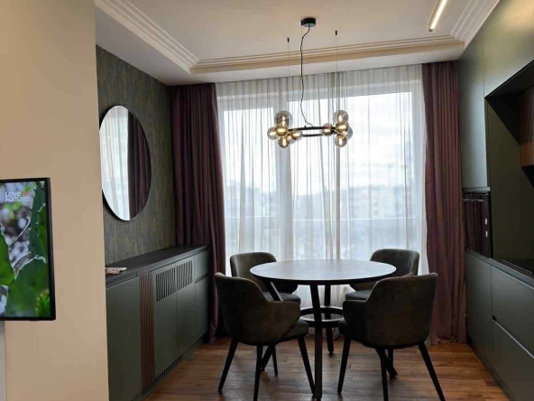 Дава се под наем Тристаен апартамент в София, Кръстова вада - 90 кв.м за 1495.83 € - Снимка #1