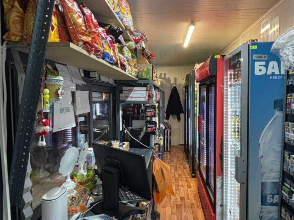 Дава се под наем Магазин в София, Люлин 5 - 14 кв.м за 561 € - Снимка #1