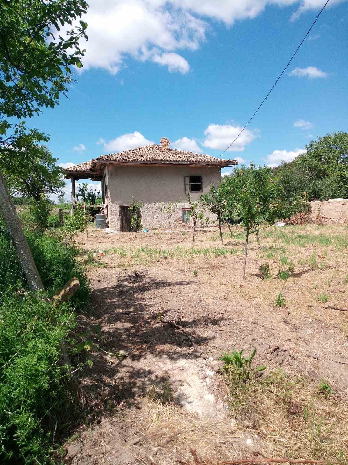 Къща в Нови пазар - 100 кв.м за 153 €/кв.м - Снимка #1