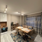 Дава се под наем Тристаен апартамент в Пловдив, Център - 90 кв.м за 797.64 € - Снимка #1