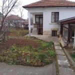 Къща в Разград, Орел - 684 кв.м за 317 €/кв.м - Снимка #1