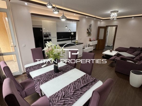 Дава се под наем Тристаен апартамент в Бургас, Славейков - 100 кв.м за 765 € - Снимка #1