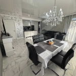 Многостаен апартамент в Пловдив, Остромила - 179 кв.м за 841 €/кв.м - Снимка #1