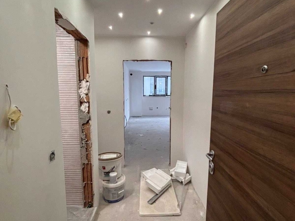 Тристаен апартамент в Пловдив, Южен - 105 кв.м за 726 €/кв.м - Снимка #1