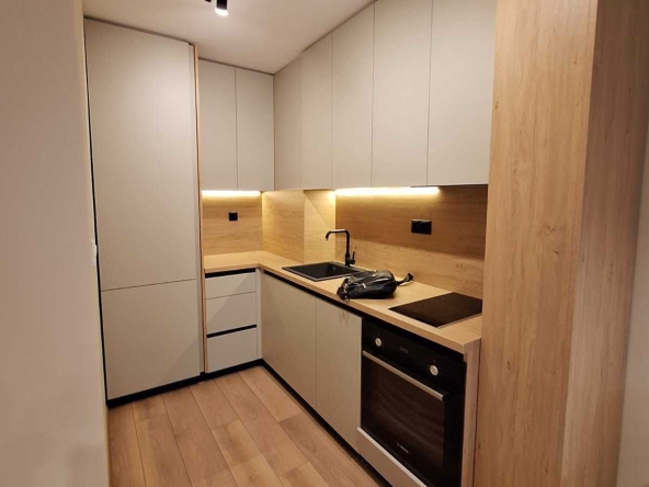 Двустаен апартамент в Пловдив, Съдийски - 67 кв.м за 1202 €/кв.м - Снимка #1