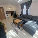 Дава се под наем Двустаен апартамент в Пловдив, Кючук Париж - 64 кв.м за 418.71 € - Снимка #1