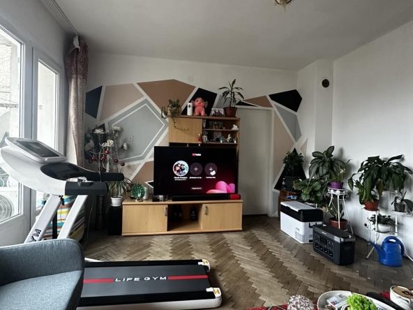 Тристаен апартамент в Ихтиман - 82 кв.м за 579 €/кв.м - Снимка #1