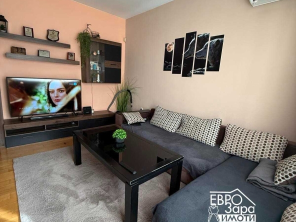 Тристаен апартамент в Стара Загора, Център - 100 кв.м за 791 €/кв.м - Снимка #1