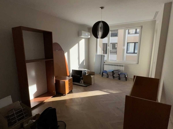 Тристаен апартамент в София, Западен парк - 98 кв.м за 703 €/кв.м - Снимка #1