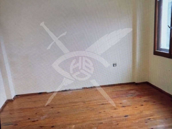 Тристаен апартамент в Бургас, Център - 72 кв.м за 1027 €/кв.м - Снимка #1