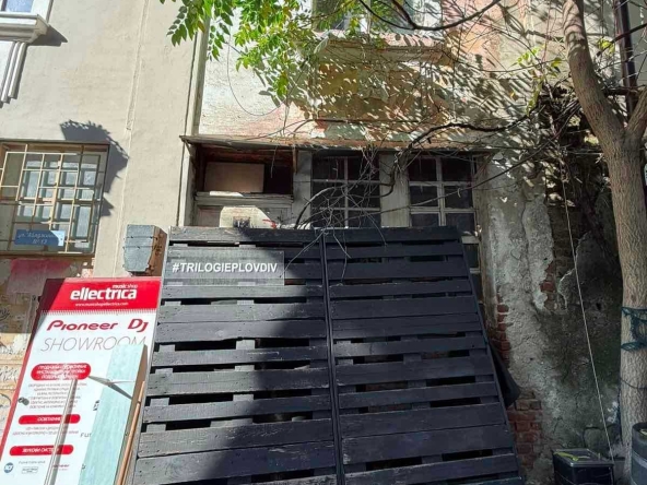 Къща в Пловдив, Център - 64 кв.м за 3188 €/кв.м - Снимка #1