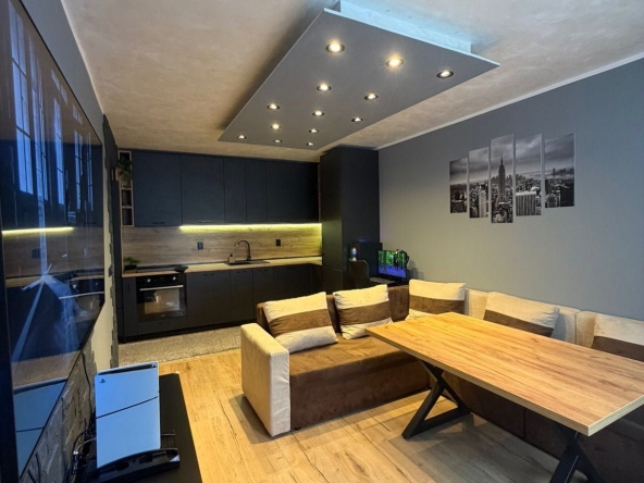 Тристаен апартамент в София, Дружба 1 - 90 кв.м за 986 €/кв.м - Снимка #1