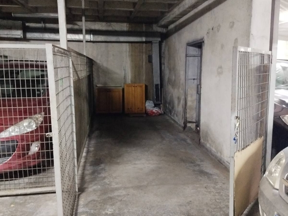 Дава се под наем Гараж / Паркомясто в София, Овча купел 2 - 12 кв.м за 101.49 € - Снимка #1