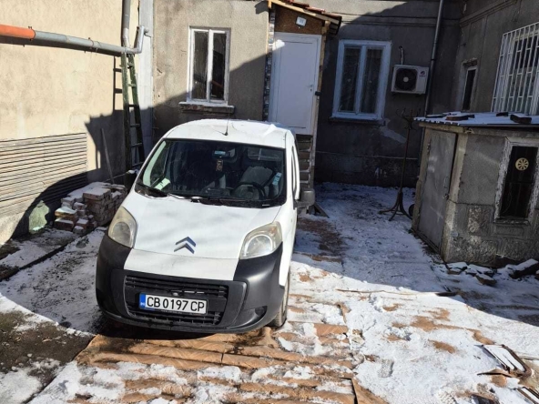 Дава се под наем Къща в Русе, Център - 60 кв.м за 248.88 € - Снимка #1