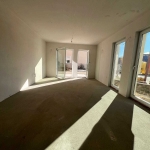 Тристаен апартамент в Пловдив, Остромила - 131 кв.м за 662 €/кв.м - Снимка #1