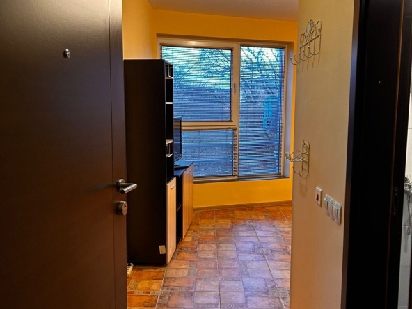 Дава се под наем Двустаен апартамент в Пловдив, Тракия - 60 кв.м за 398.82 € - Снимка #1