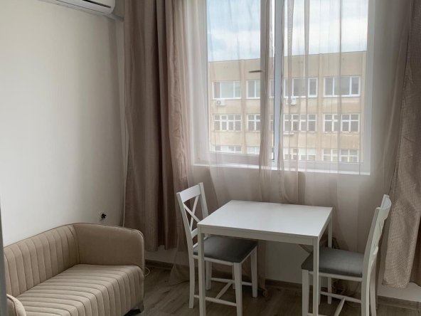 Дава се под наем Двустаен апартамент в Варна, Трошево - 50 кв.м за 448.8 € - Снимка #1