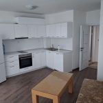 Дава се под наем Тристаен апартамент в Айтос - 75 кв.м за 348.84 € - Снимка #1