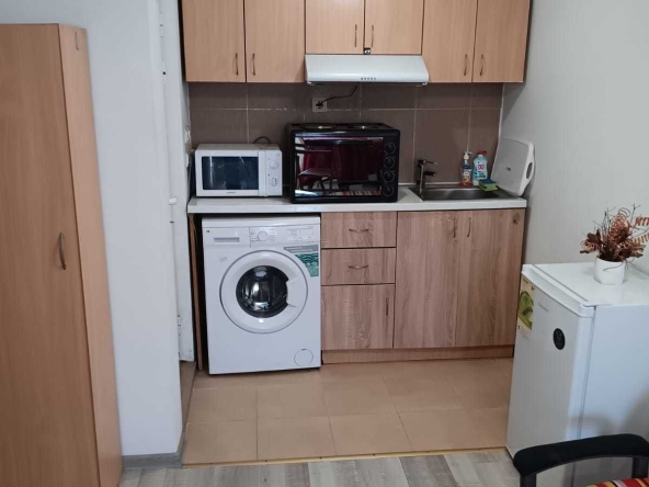 Дава се под наем Едностаен апартамент в Варна, Гранд Мол Варна - 30 кв.м за 228.99 € - Снимка #1