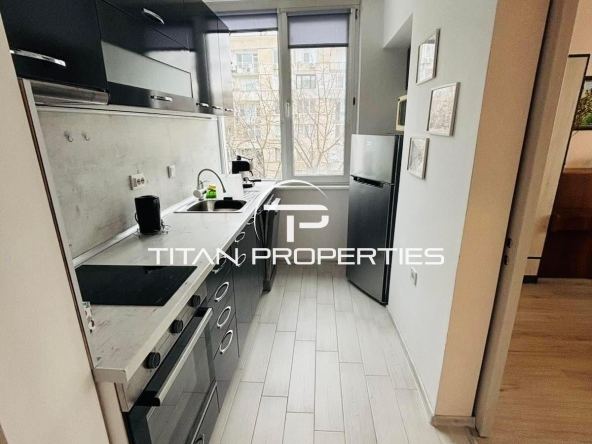 Дава се под наем Тристаен апартамент в Бургас, Лазур - 107 кв.м за 797.64 € - Снимка #1