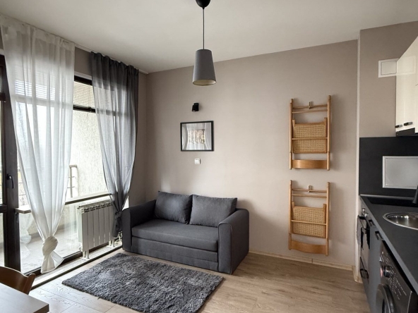 Дава се под наем Тристаен апартамент в София, Студентски град - 75 кв.м за 697.17 € - Снимка #1