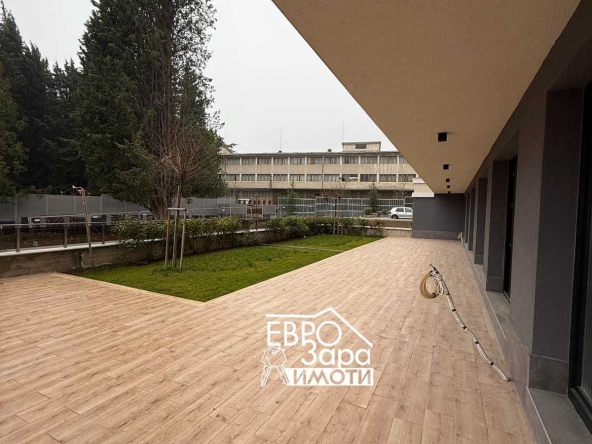 Многостаен апартамент в Стара Загора, Аязмото - 355 кв.м за 631 €/кв.м - Снимка #1