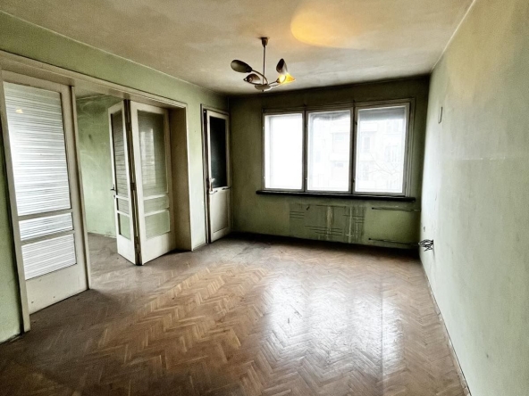 Тристаен апартамент в Плевен, Идеален център - 91 кв.м за 645 €/кв.м - Снимка #1