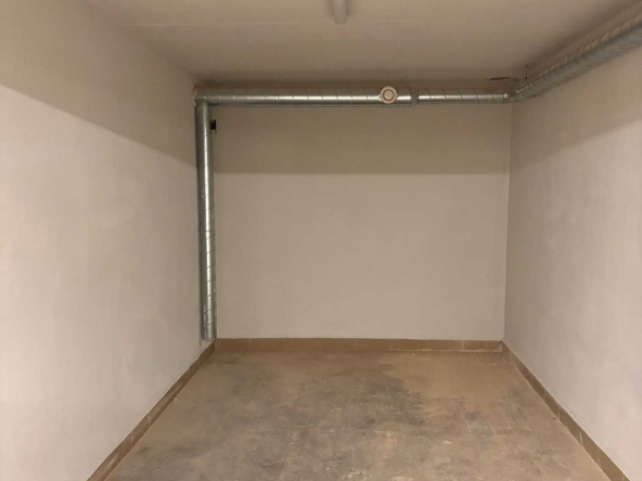 Гараж / Паркомясто в София, Надежда 1 - 34 кв.м за 375 €/кв.м - Снимка #1
